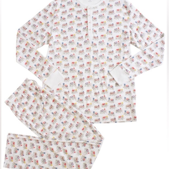 Roller Rabbit Other - ROLLER RABBIT Hathi Elephant Christmas Pajamas Long Sleeve Women’s Small